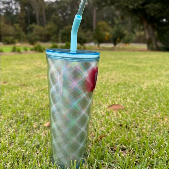 NWT JUST RELEASED Starbucks Holiday Holographic Venti Cup W Silicon Straw Wrap! - Picture 4 of 6